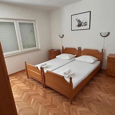 Lasic Apartmán *